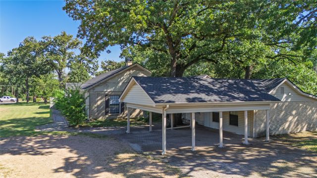 6304 Joe Ramsey Boulevard E, Greenville, TX 75402