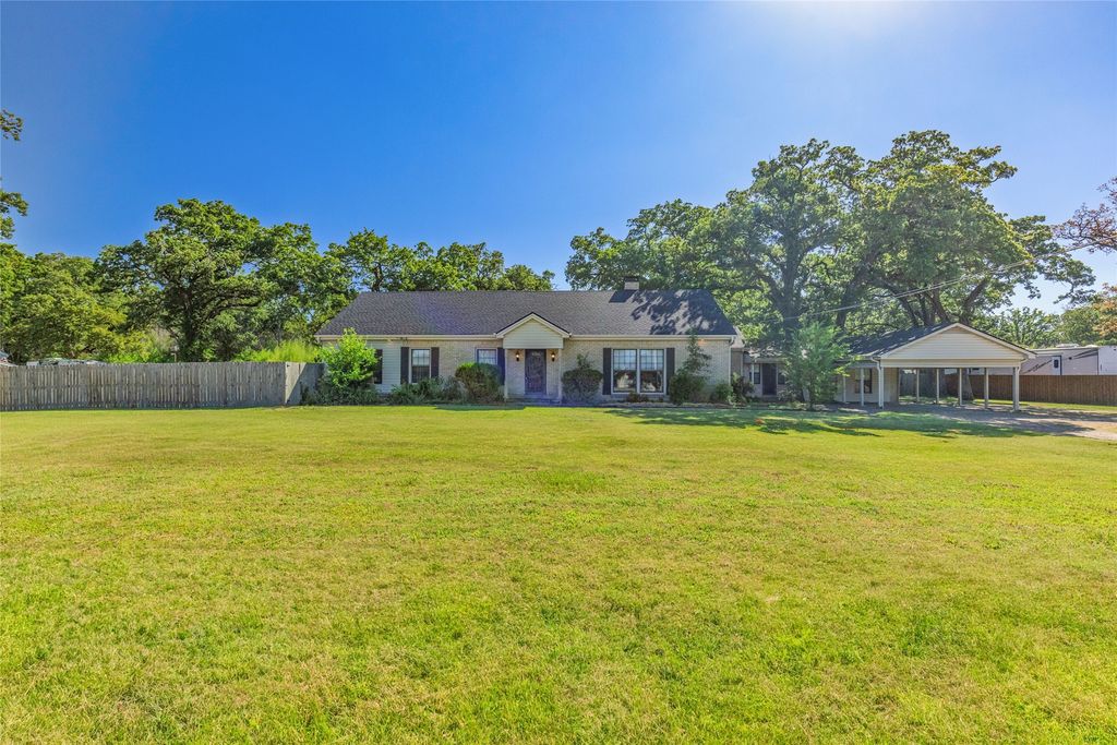 6304 Joe Ramsey Boulevard E, Greenville, TX 75402