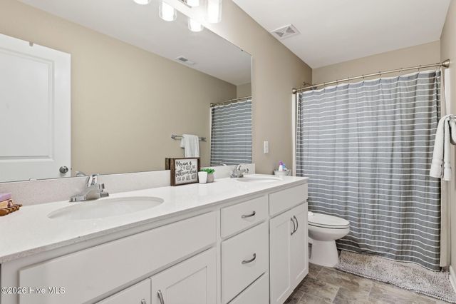 218 Woodsrun Street, Raeford, NC 28376