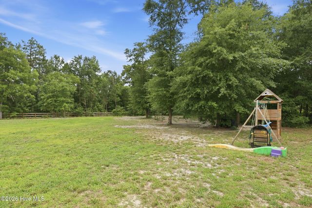 218 Woodsrun Street, Raeford, NC 28376