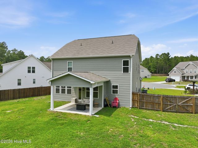 218 Woodsrun Street, Raeford, NC 28376