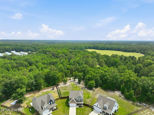 218 Woodsrun Street, Raeford, NC 28376