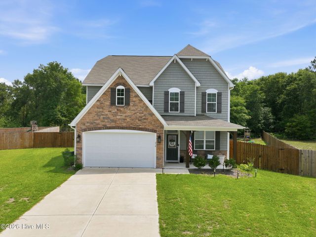 218 Woodsrun Street, Raeford, NC 28376