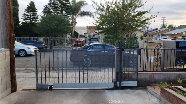 1319 E 59th, Los Angeles, CA 90001