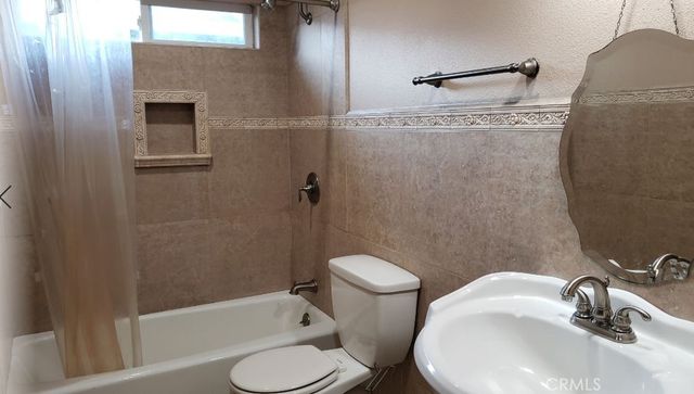 1319 E 59th, Los Angeles, CA 90001