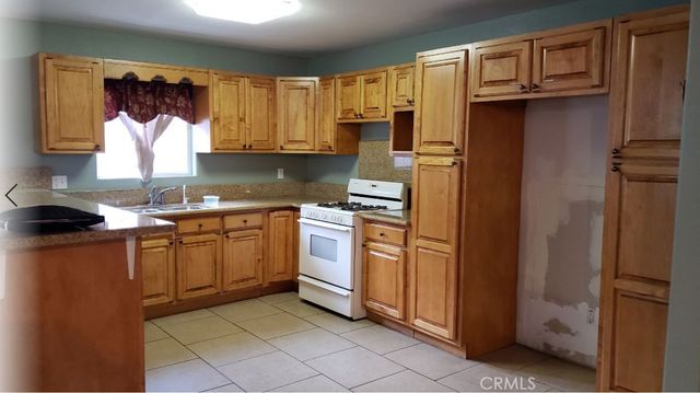 1319 E 59th, Los Angeles, CA 90001