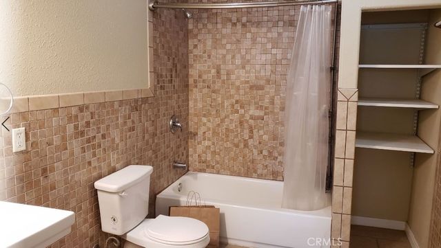 1319 E 59th, Los Angeles, CA 90001