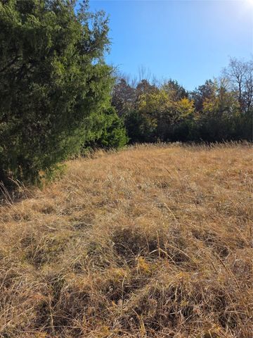 1385 N Fm 1752, Savoy, TX 75479