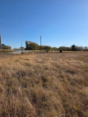 1385 N Fm 1752, Savoy, TX 75479