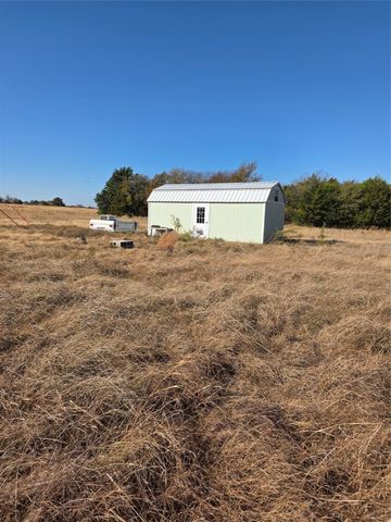 1385 N Fm 1752, Savoy, TX 75479