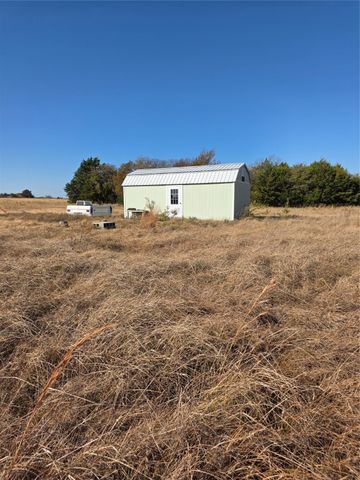 1385 N Fm 1752, Savoy, TX 75479