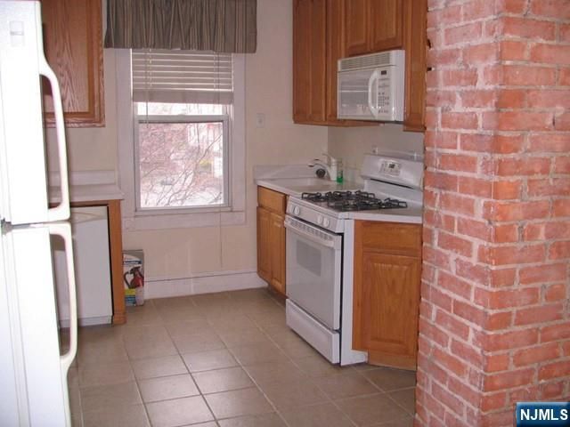 313 Madison Street, Carlstadt, NJ 07072