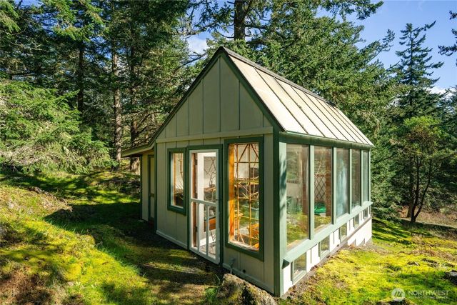 391 Little Mountain Road, Friday Harbor, WA 98250