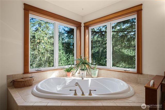 391 Little Mountain Road, Friday Harbor, WA 98250