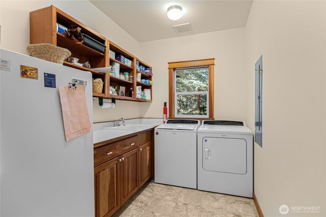 391 Little Mountain Road, Friday Harbor, WA 98250