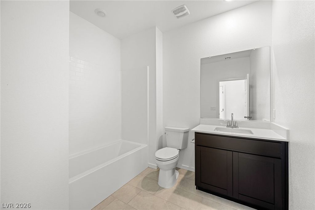 8148 Gusty Brook Street, Las Vegas, NV 89113 — photo 4