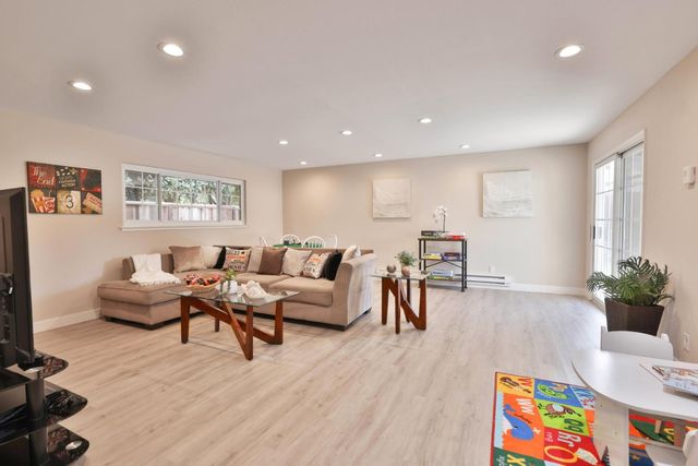310 Viscaino Way, San Jose, CA 95119