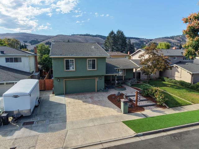 310 Viscaino Way, San Jose, CA 95119