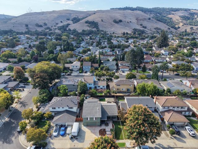 310 Viscaino Way, San Jose, CA 95119
