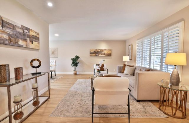 310 Viscaino Way, San Jose, CA 95119