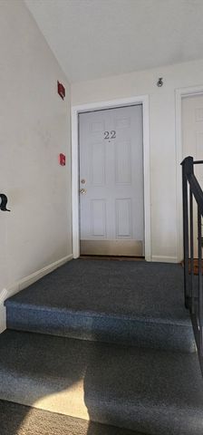 94 Tennis Plaza Rd 1, Dracut, MA 01826