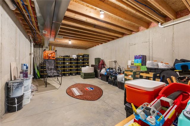 2310 SW Serena Place, Lee's Summit, MO 64082