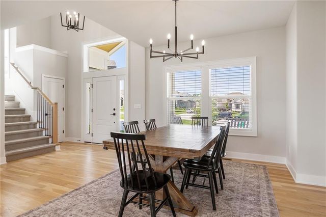 2310 SW Serena Place, Lee's Summit, MO 64082
