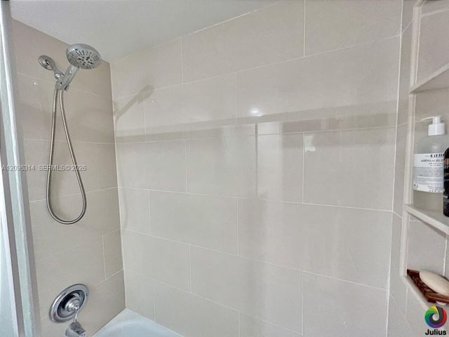 7100 NW 17th Street 112, Plantation, FL 33313