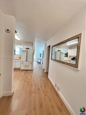 7100 NW 17th Street 112, Plantation, FL 33313