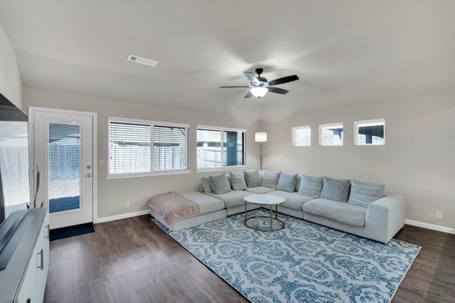 2107 Danibelle Drive, Forney, TX 75126