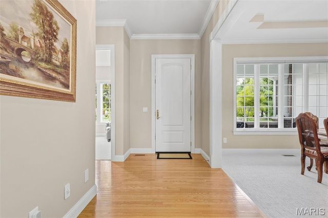 1931 Chesterfield Ridge Circle, Chesterfield, MO 63017