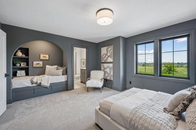 659 Shawnee Woods Road, Medina, MN 55340