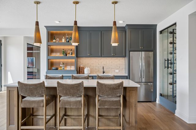 659 Shawnee Woods Road, Medina, MN 55340