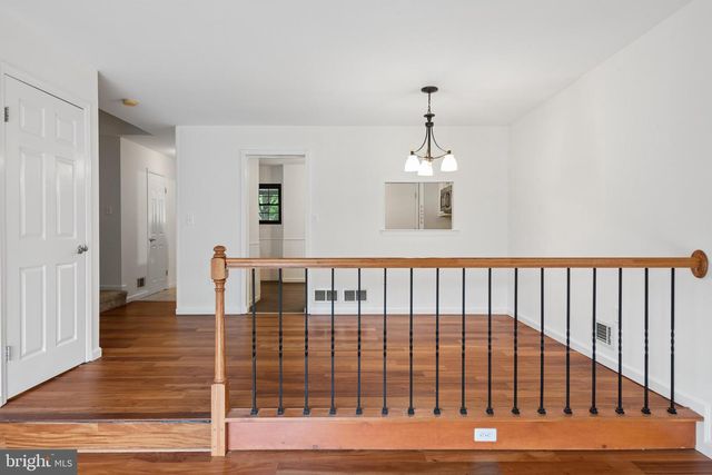 505 MARTEN RD, Princeton, NJ 08540