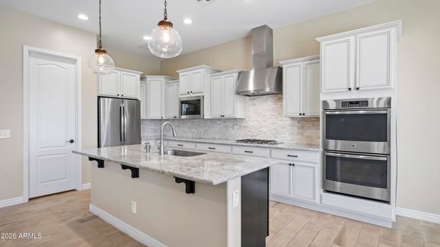 10025 W SYDNEY Way, Peoria, AZ 85383