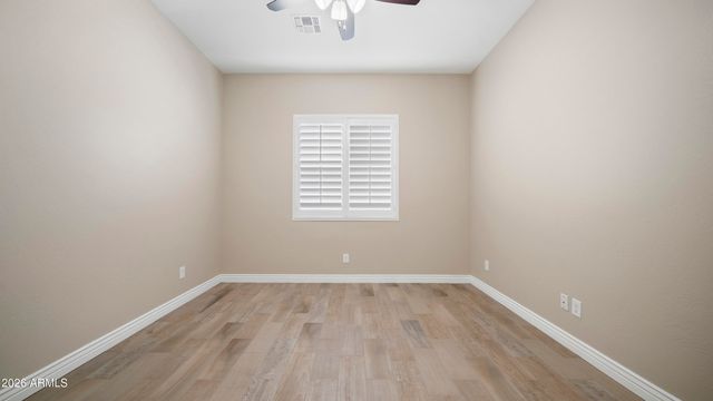 10025 W SYDNEY Way, Peoria, AZ 85383