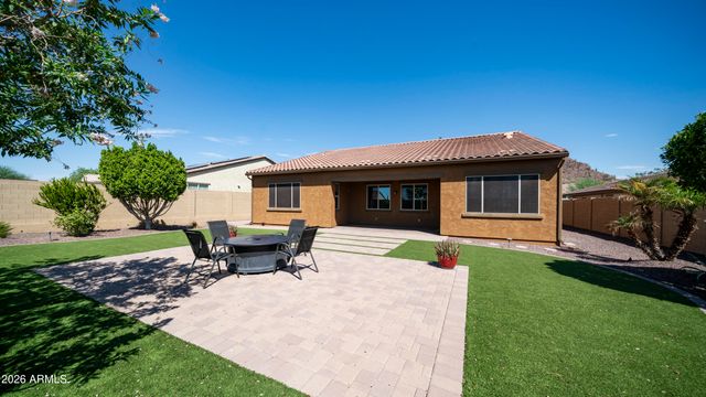 10025 W SYDNEY Way, Peoria, AZ 85383