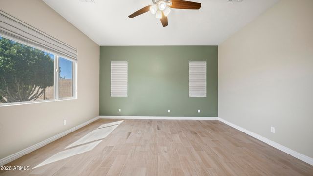 10025 W SYDNEY Way, Peoria, AZ 85383