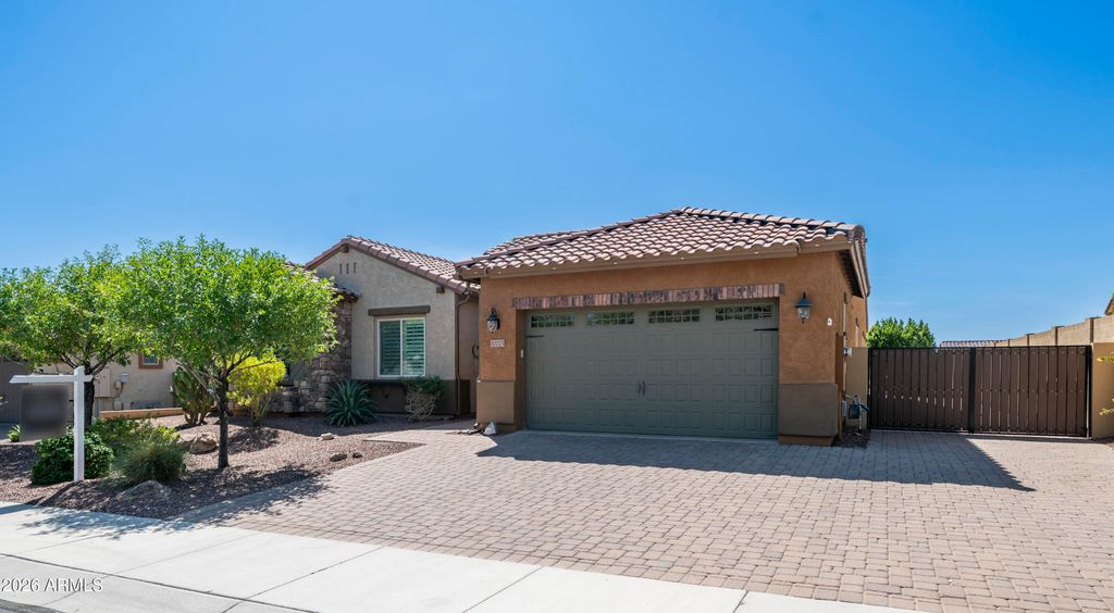 10025 W SYDNEY Way, Peoria, AZ 85383 — exterior