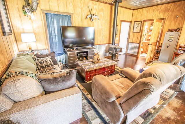 1730 BLACKBURN ROAD, Diana, TX 75640