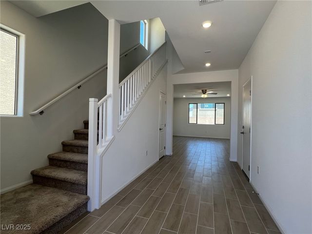 7470 South Pioneer Way, Las Vegas, NV 89113