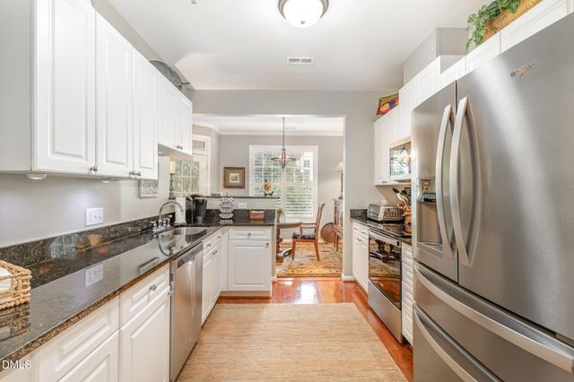 3121 Hemlock Forest Circle 203, Raleigh, NC 27612