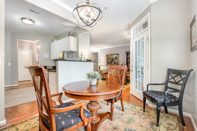 3121 Hemlock Forest Circle 203, Raleigh, NC 27612
