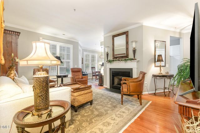 3121 Hemlock Forest Circle 203, Raleigh, NC 27612