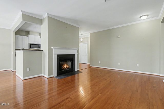 3121 Hemlock Forest Circle 203, Raleigh, NC 27612