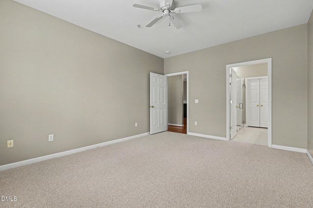 3121 Hemlock Forest Circle 203, Raleigh, NC 27612
