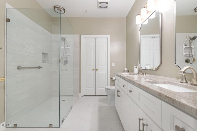 3121 Hemlock Forest Circle 203, Raleigh, NC 27612