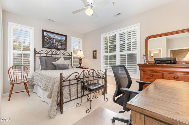 3121 Hemlock Forest Circle 203, Raleigh, NC 27612