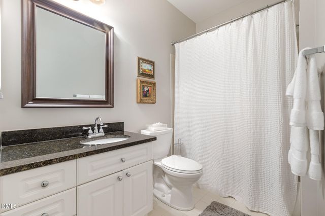 3121 Hemlock Forest Circle 203, Raleigh, NC 27612