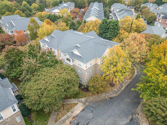 3121 Hemlock Forest Circle 203, Raleigh, NC 27612